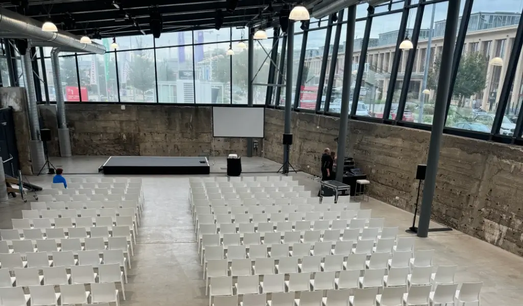 Motorworld München - SN Konferenztechnik